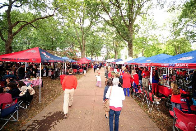 “Top 25 College Football Tailgating Schools for 2016"